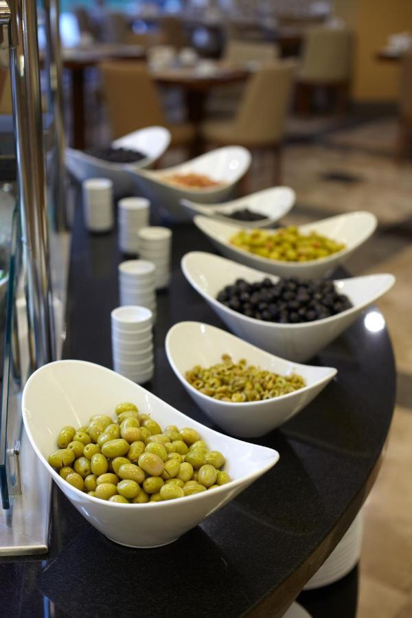 Istanbul Gonen Hotel Exterior foto Olives