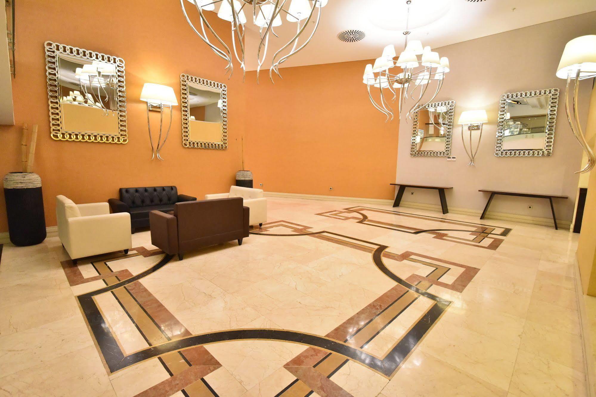 Istanbul Gonen Hotel Exterior foto Lobby